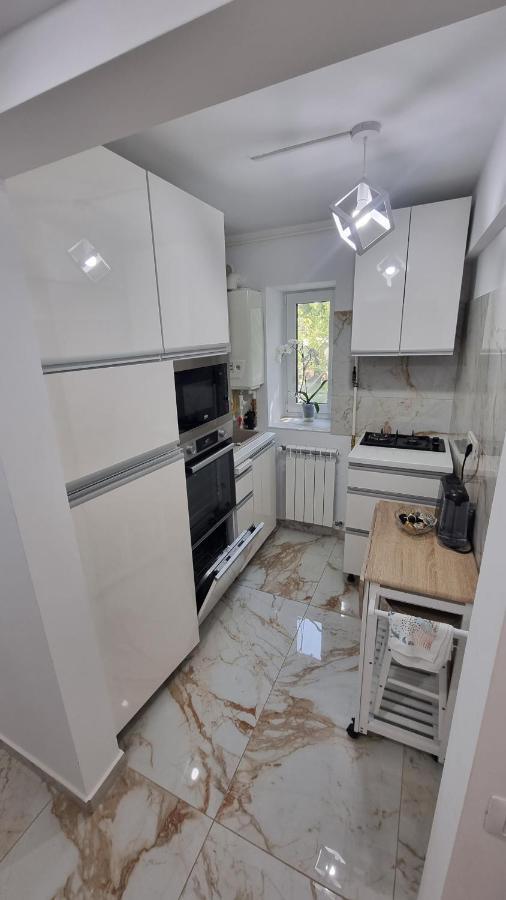 Seanest Mangalia Apartment Bagian luar foto