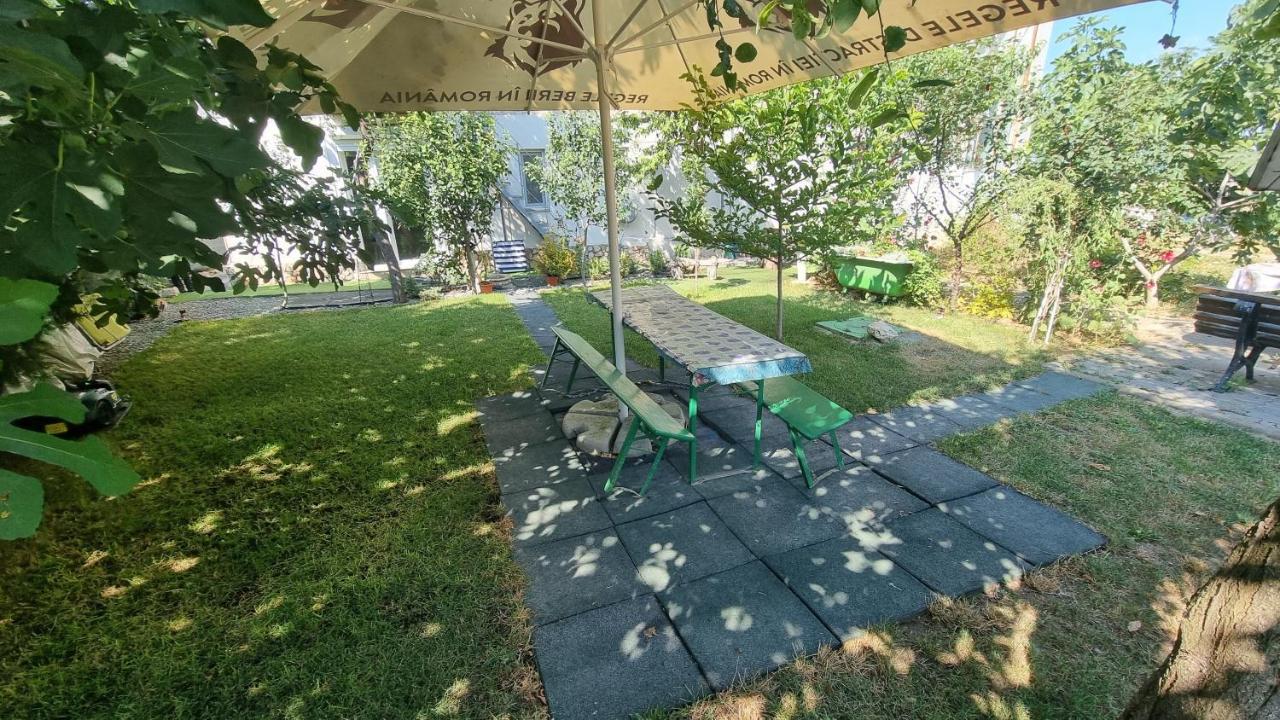 Seanest Mangalia Apartment Bagian luar foto